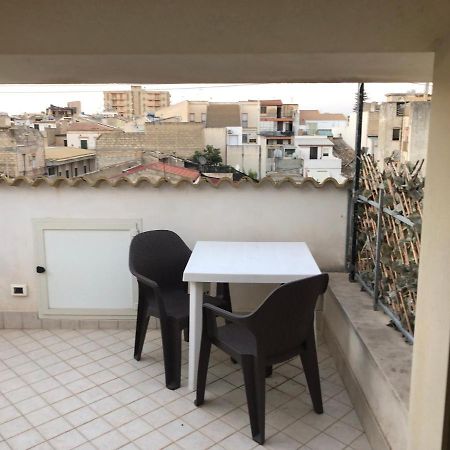 شقة Mansarda Mentana Due فيتوريا المظهر الخارجي الصورة